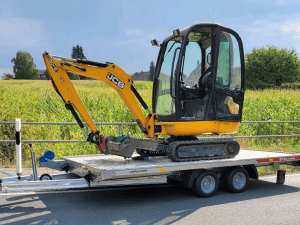 JCB 8018 CTS Mini Excavator with Trailer and 3 Buckets 1.8T