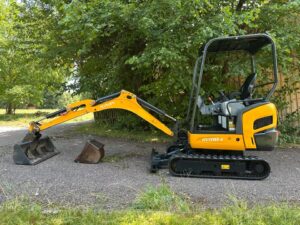 Kubota KX018-4 Mini Excavator (2011)  1.7T